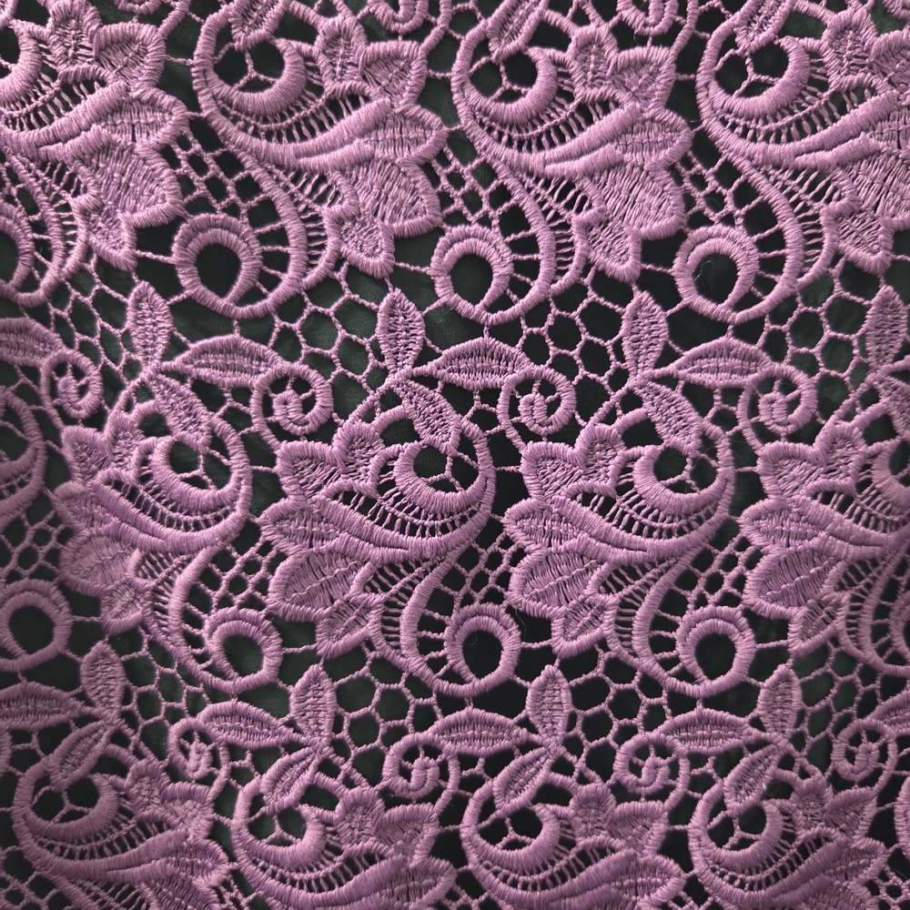 Alice + Olivia Plum Lace Midi Dress - Picture 4 of 6
